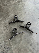 Load image into Gallery viewer, Desert Pearl Hair Claw Clip
