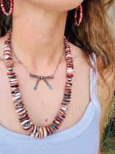 Load image into Gallery viewer, Gigantic Purple Spiny Oyster Necklace
